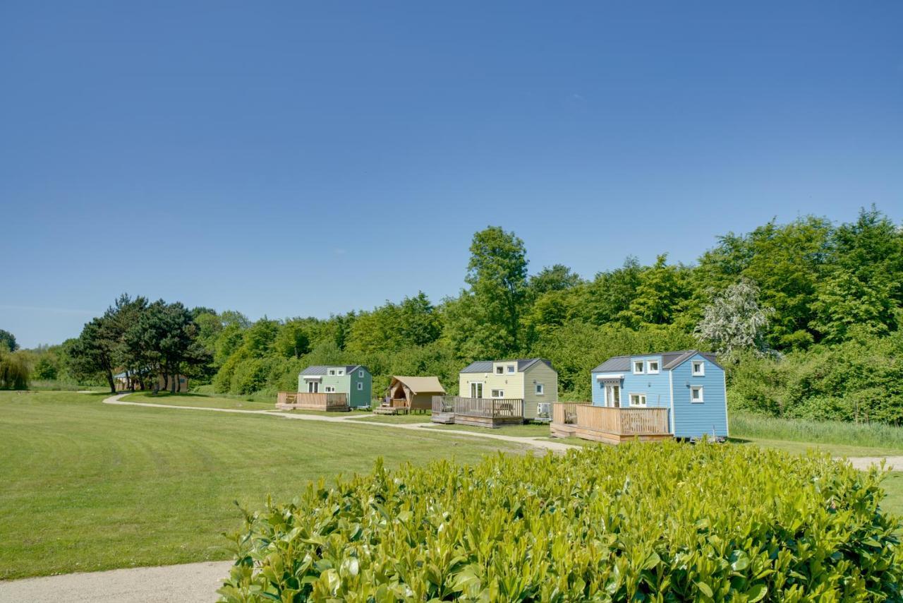 Green Tiny House With Shared Pool زيفولد المظهر الخارجي الصورة