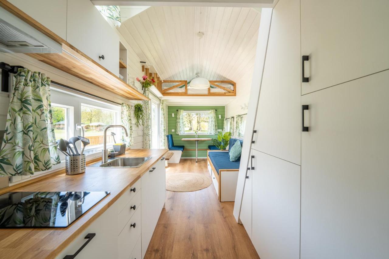 Green Tiny House With Shared Pool زيفولد المظهر الخارجي الصورة